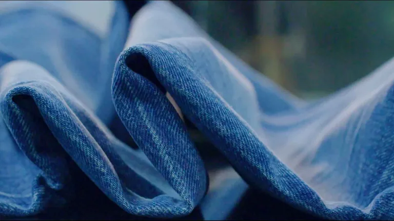 Arif Sonnet's lens unveils the sustainable production journey of Noize Jeans in this captivating corporate film.